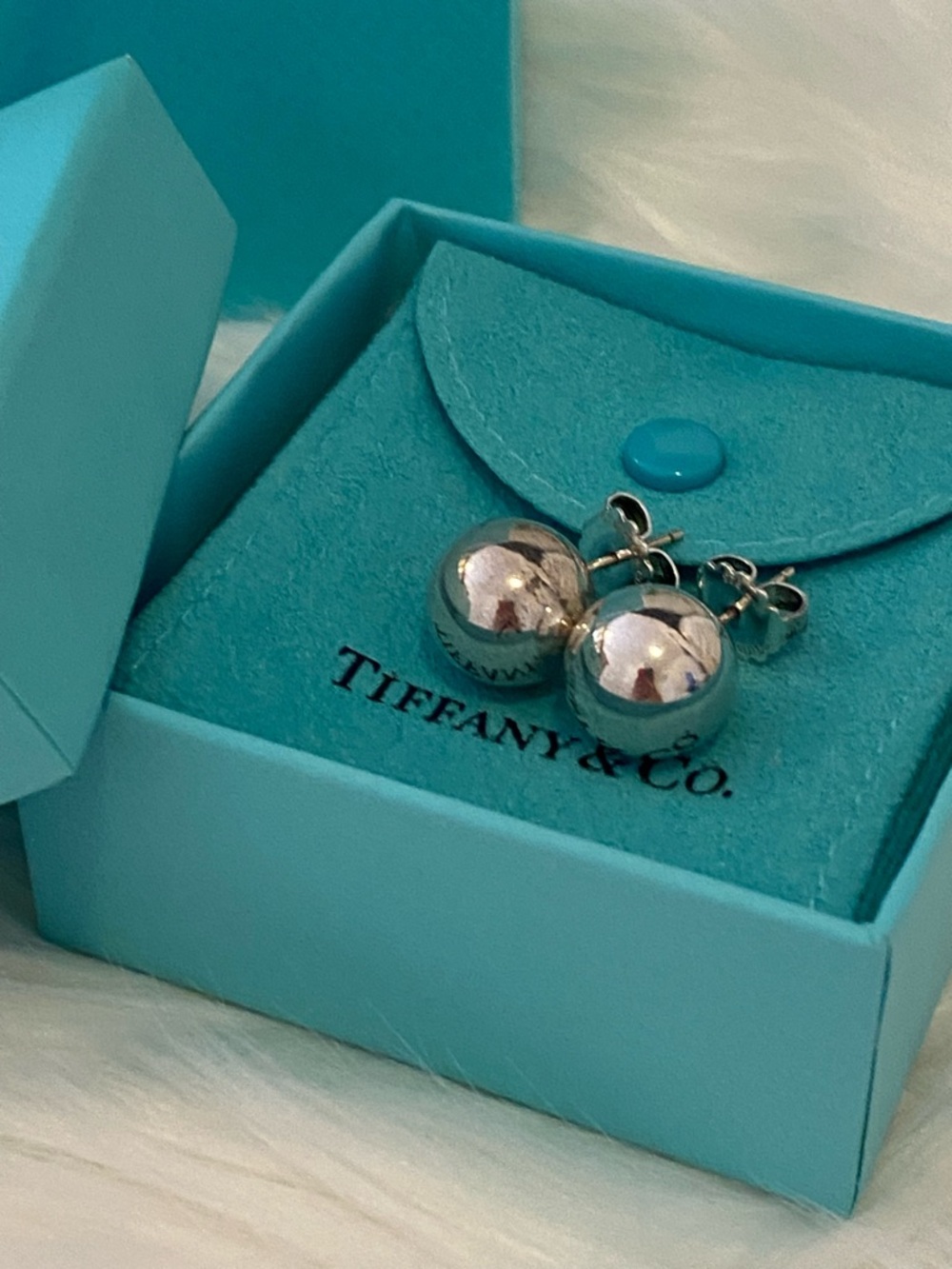 -RARE/HARD TO FIND - Tiffany & Co 14mm XL Hardware balls earrings (RETIRED) - Picture 4 of 13